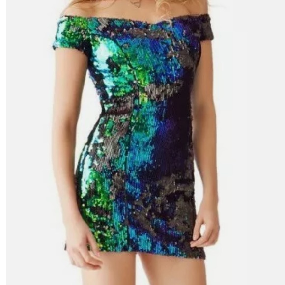 Guess off the shoulder mermaid sequin minidress - Picture 3 of 4